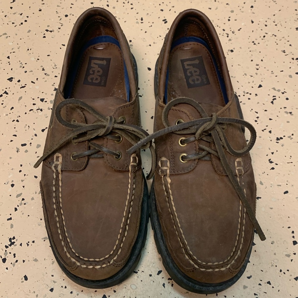 Lee “ trackers”. Size 101/2.  Brown. Great condition and priced to sell!!